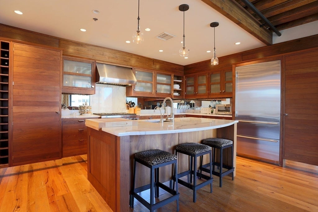 199 State St 401