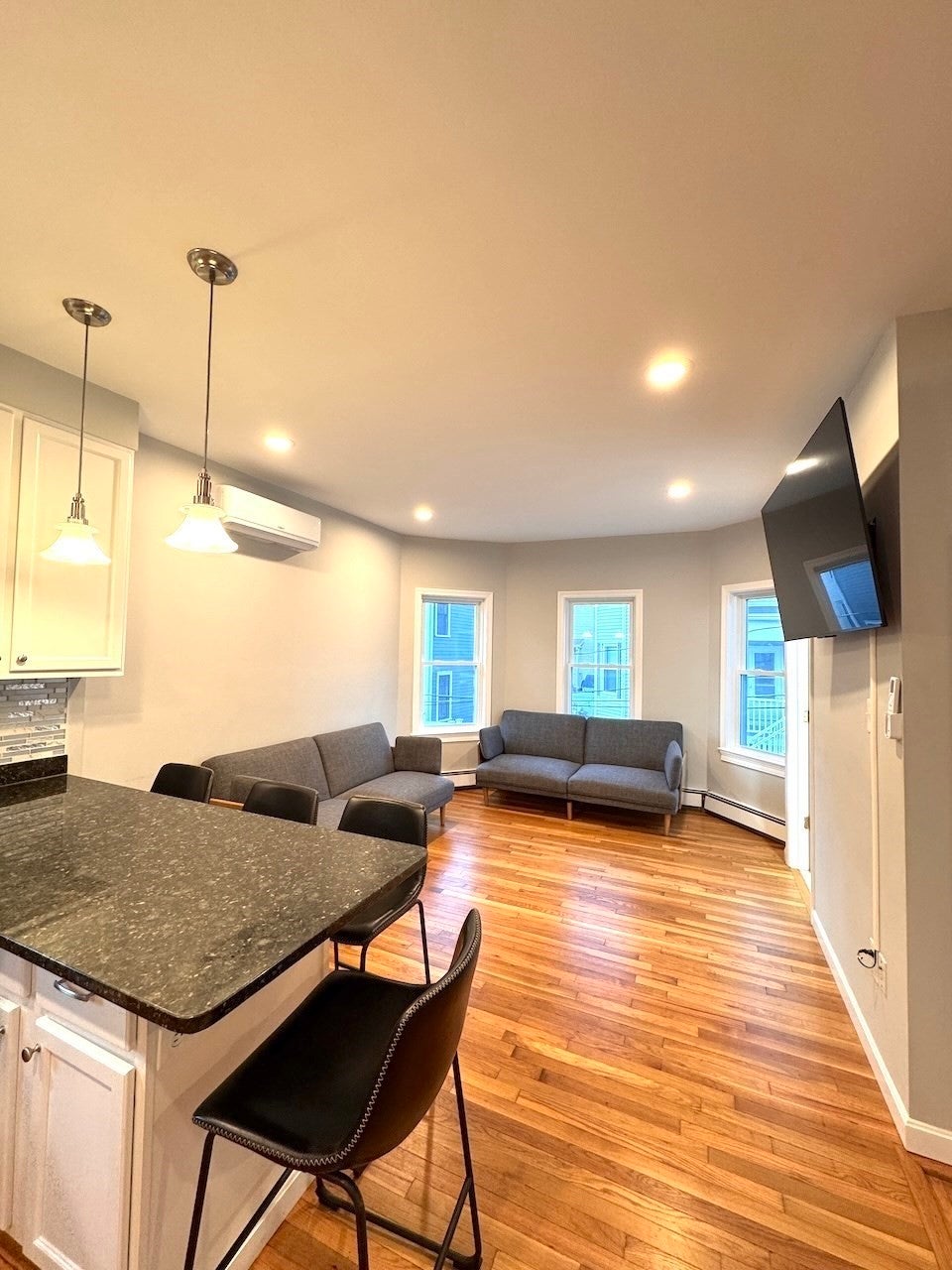 7 Pinckney Pl #2, Somerville, MA Photo #5