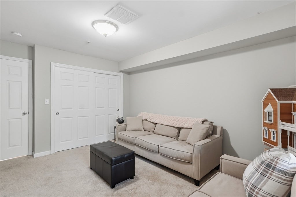 2 Duck Pond Road #126, Beverly, MA Photo #16