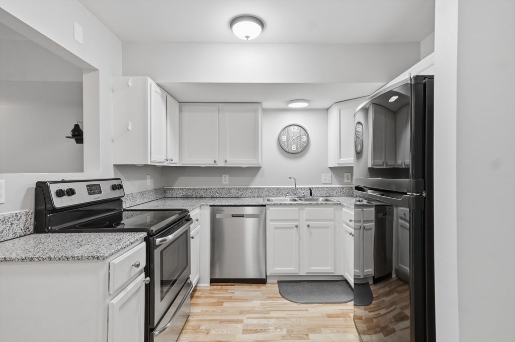 2 Duck Pond Road #126, Beverly, MA Photo #18