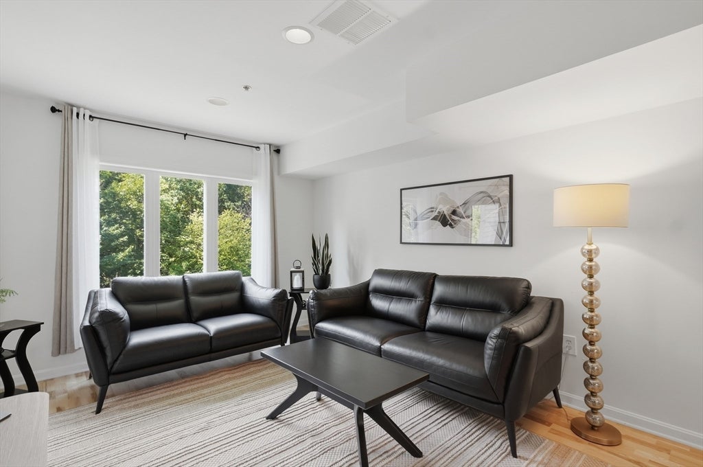 2 Duck Pond Road #126, Beverly, MA Photo #10