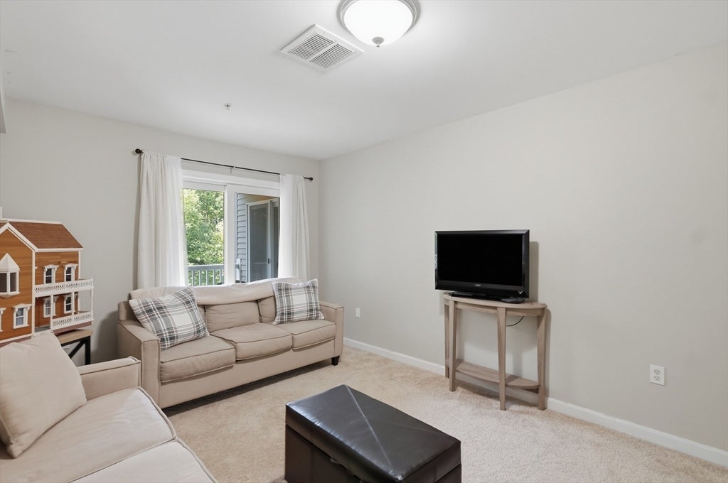 2 Duck Pond Road #126, Beverly, MA Photo #15