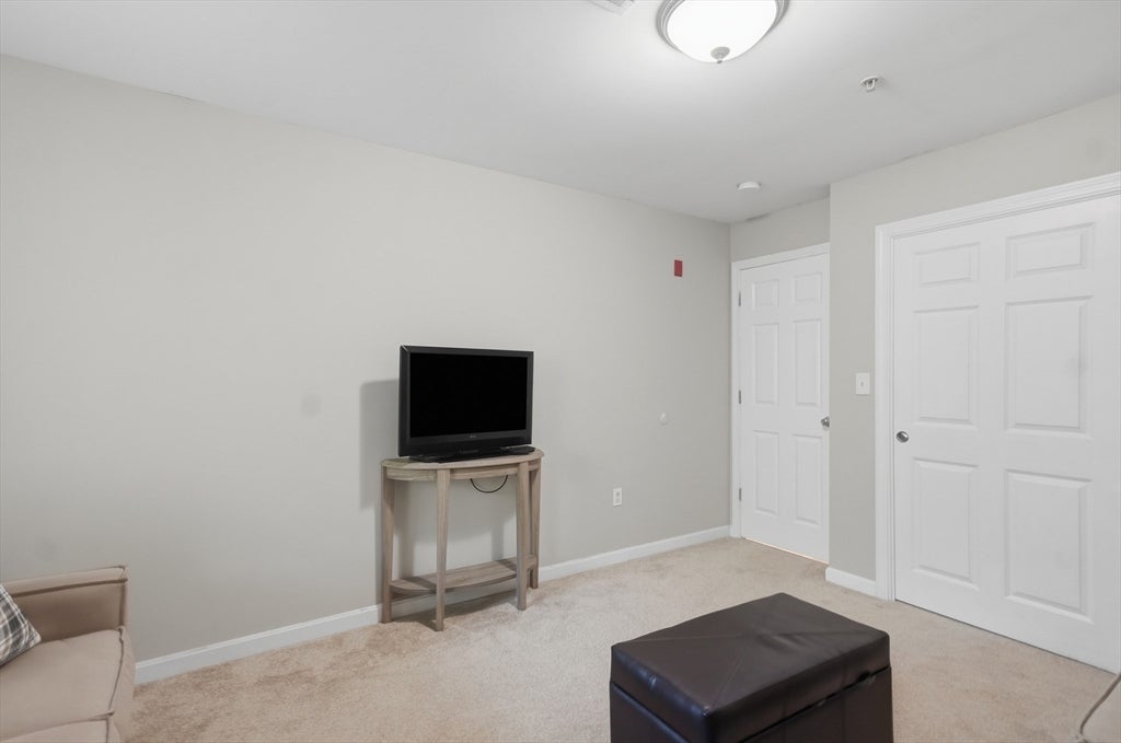 2 Duck Pond Road #126, Beverly, MA Photo #17