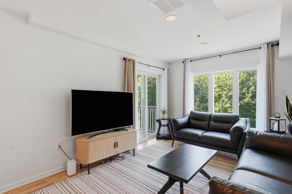 2 Duck Pond Road #126, Beverly, MA Photo #9