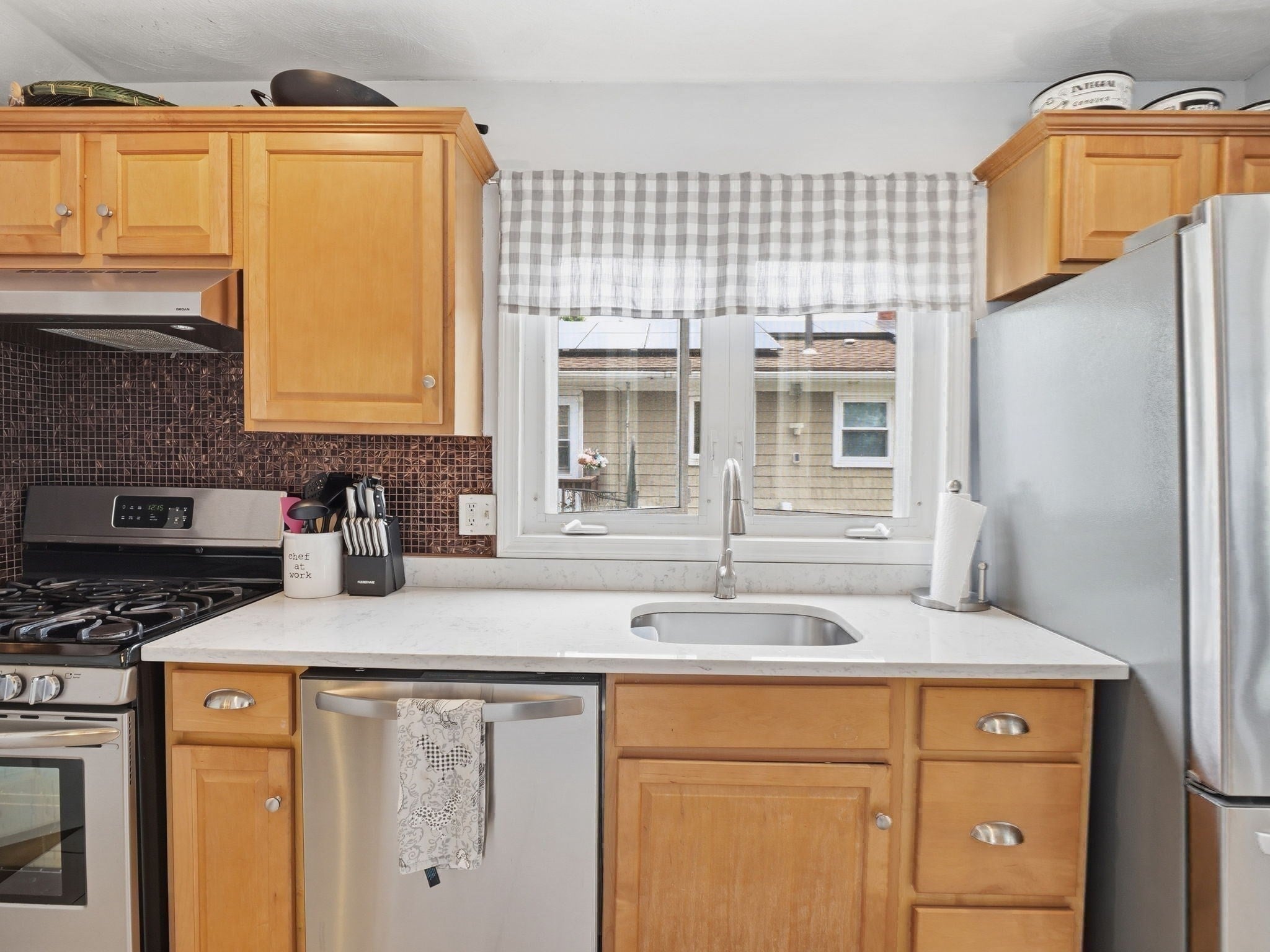 28 Houston Ave, Saugus, MA Photo #21