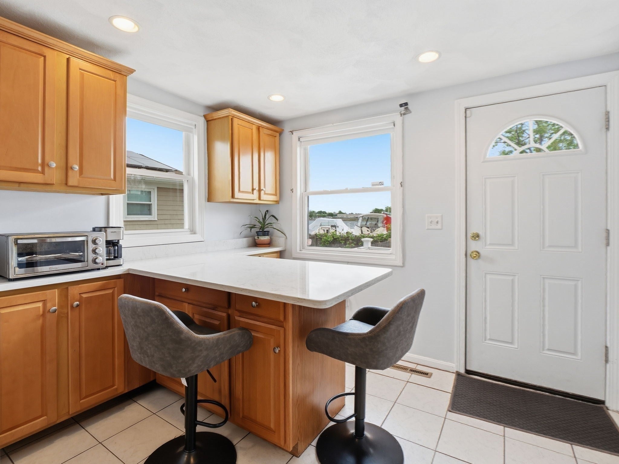 28 Houston Ave, Saugus, MA Photo #22