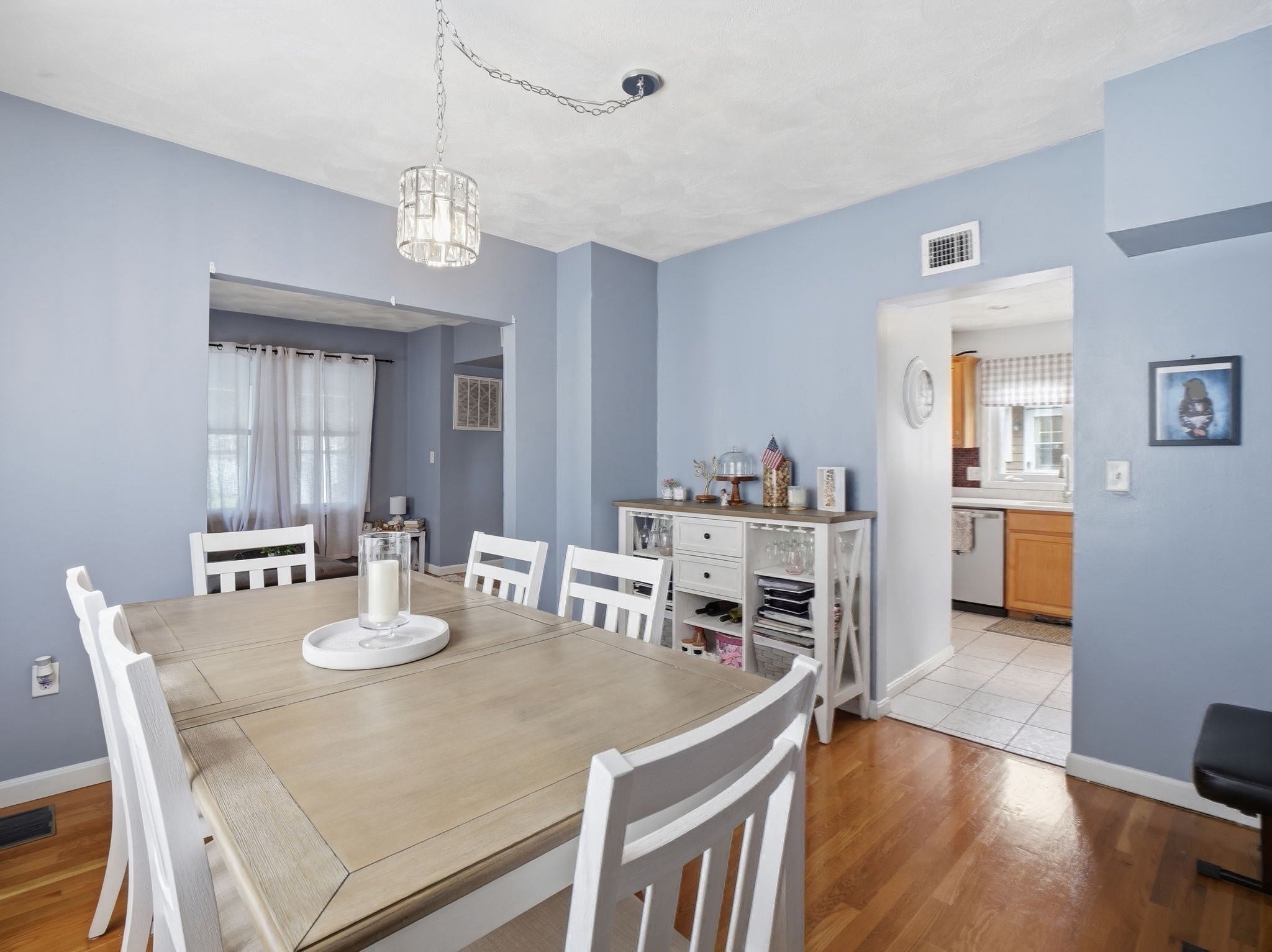 28 Houston Ave, Saugus, MA Photo #16