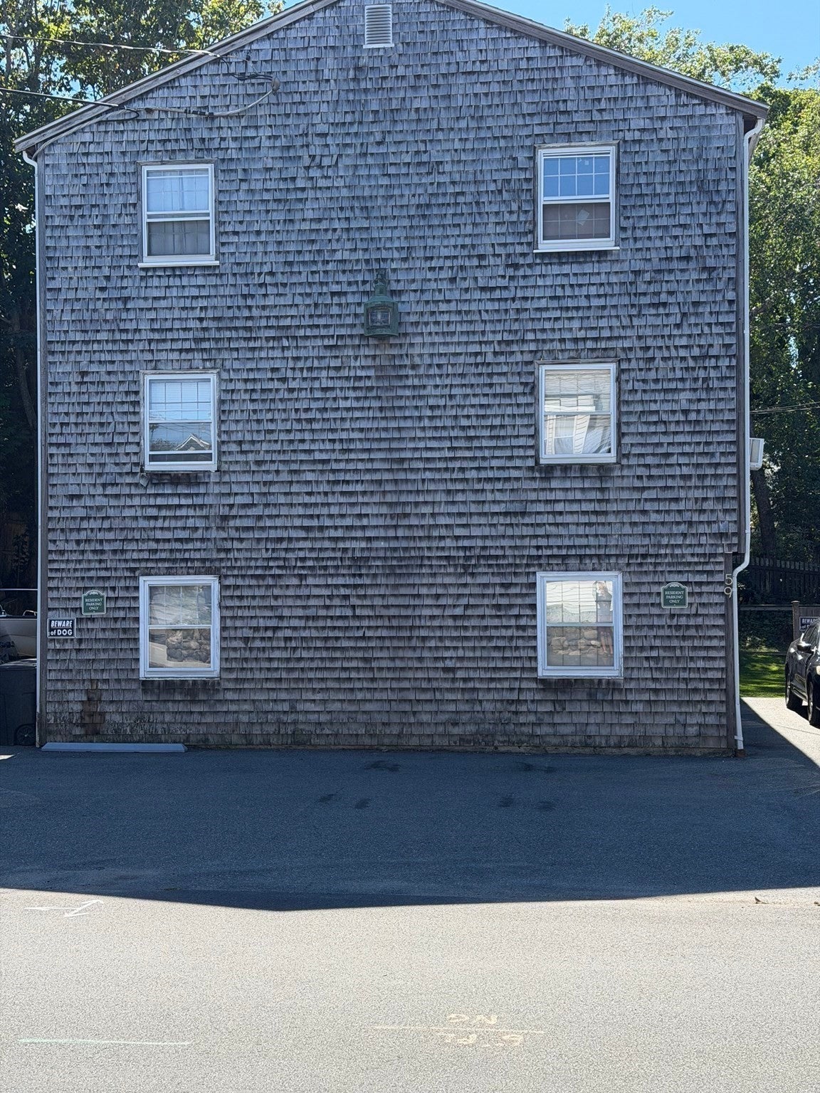 59 Commercial St 4