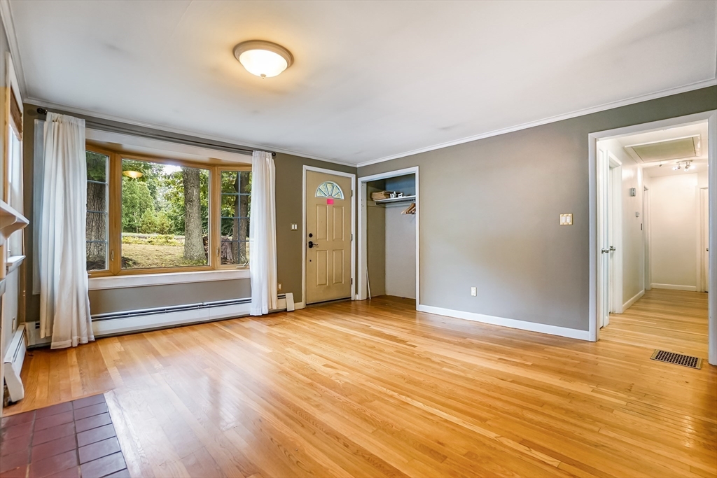 454 Old Connecticut Path