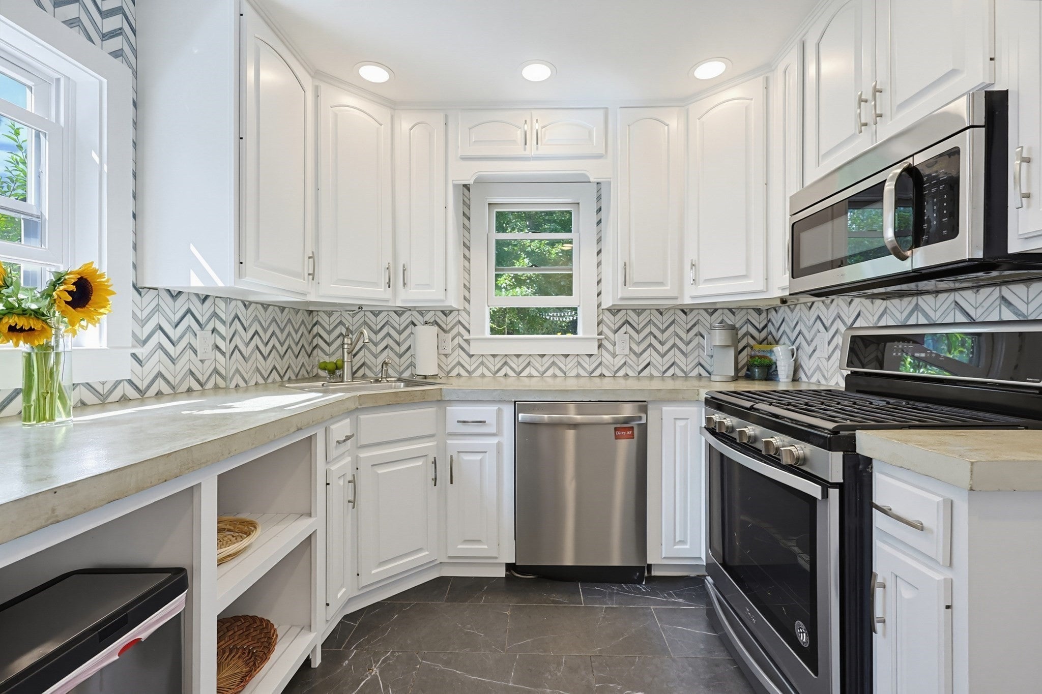 24 Talbot Ter, Uxbridge, MA Photo #11