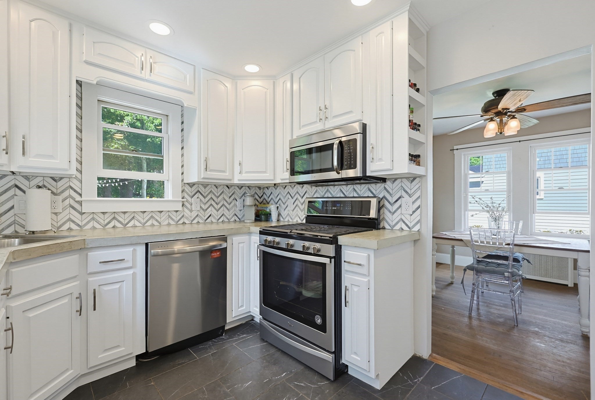24 Talbot Ter, Uxbridge, MA Photo #12