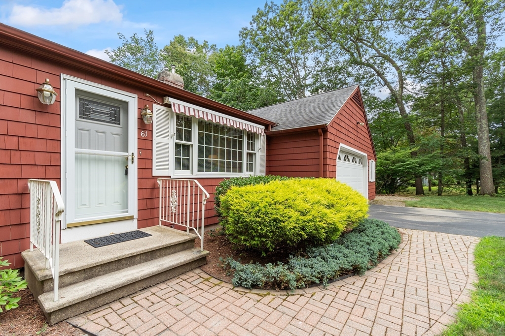 61 Amble Rd
