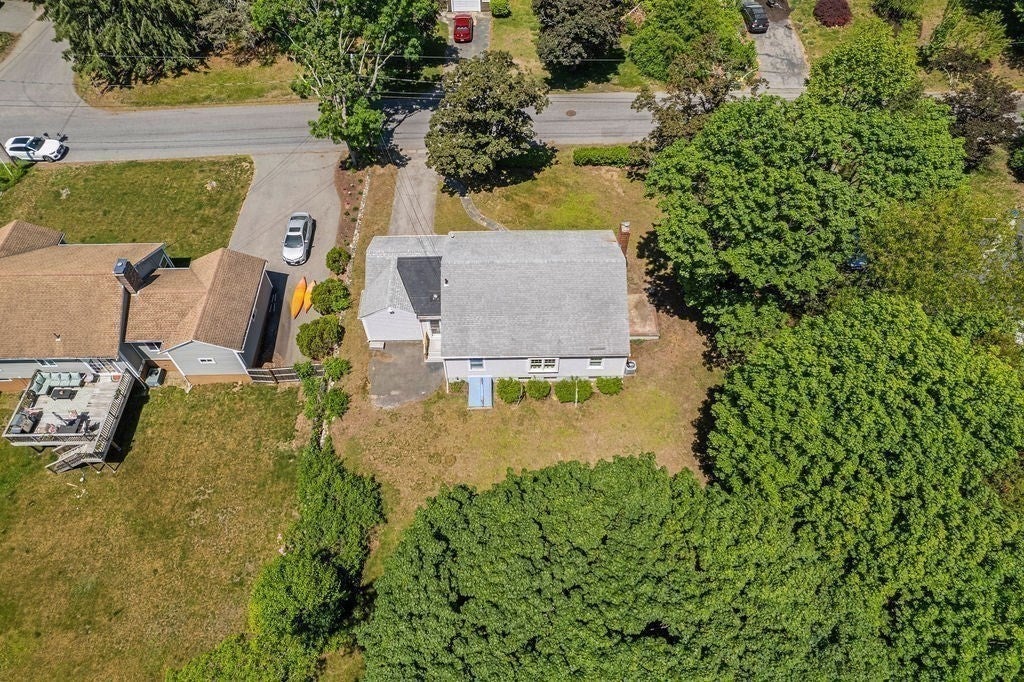 13 Center Hill Rd.