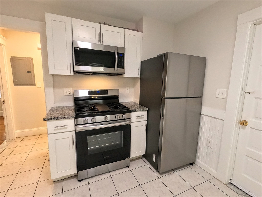 4110 Washington St 1