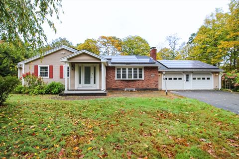 1116 George Hill Rd Lancaster MA 01523