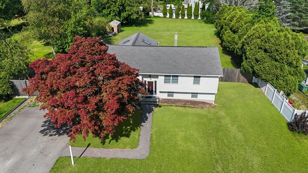 Photo of 115 Hancock St, Abington, MA