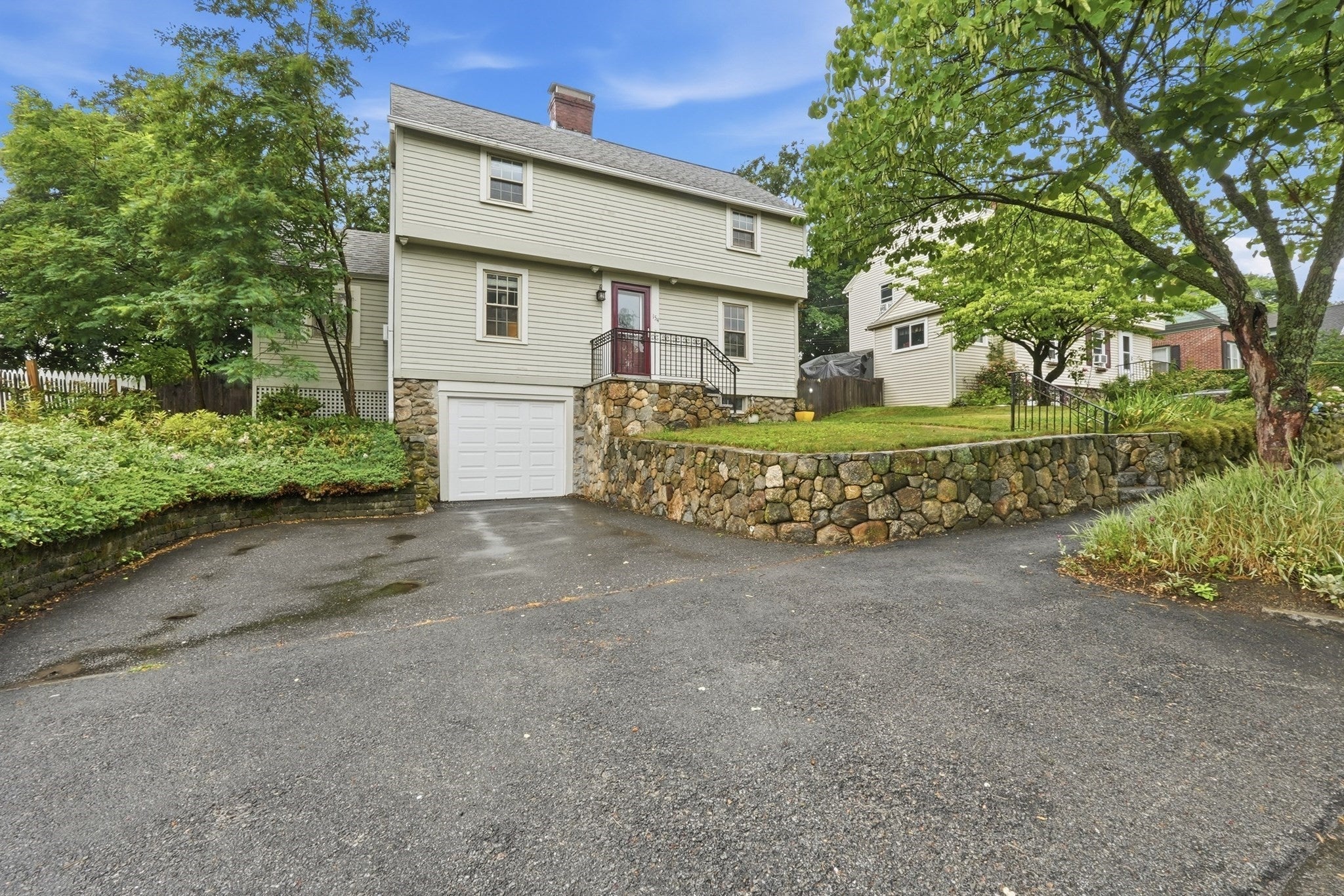154 Barnard Rd, Worcester MA 01605