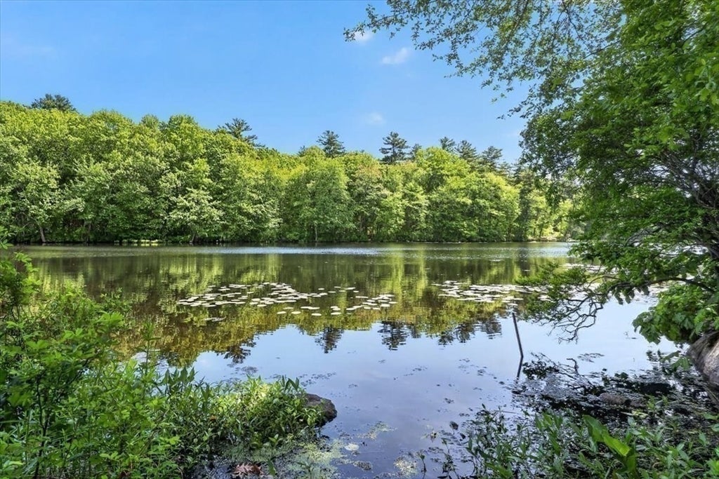 1 Grist Mill Lane