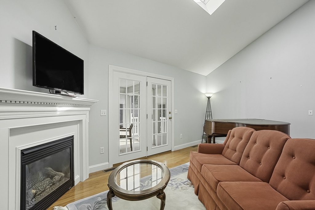 55 Angell Brook Dr 55