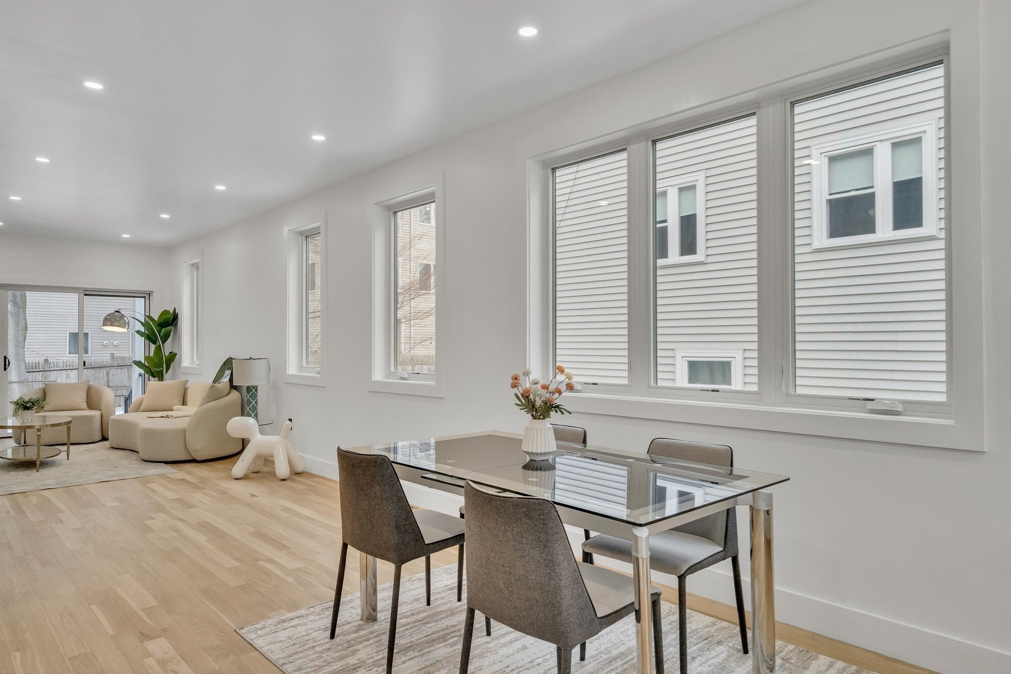21 Keith St 2