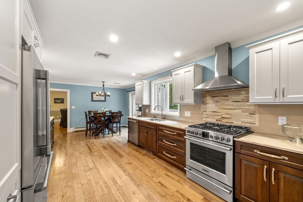 359 Holly Rd, Marshfield, MA Photo #10