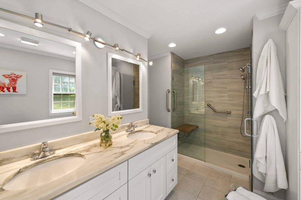 359 Holly Rd, Marshfield, MA Photo #21
