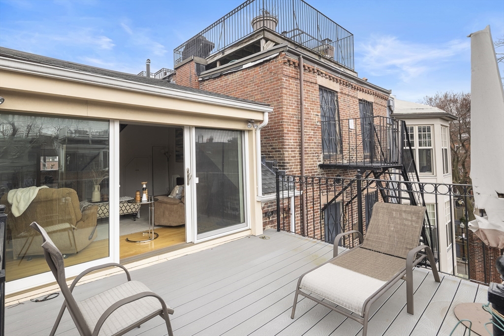 116 W Concord St 4