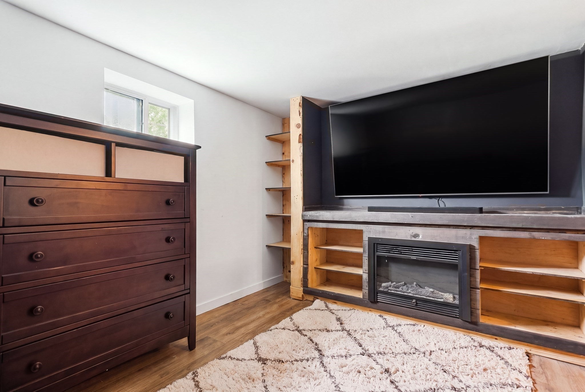 18 Vine ST, Milford, MA Photo #25