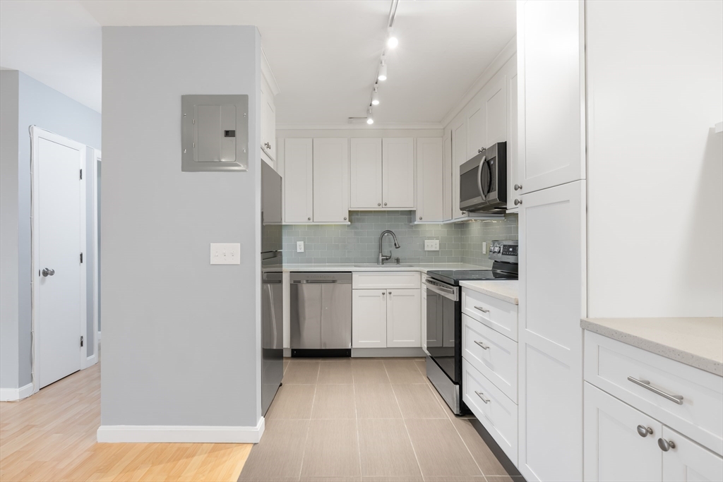164 Galen St 74