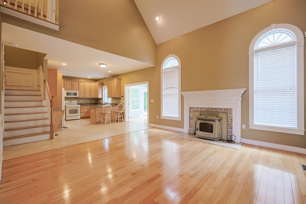 9 Hillside Avenue