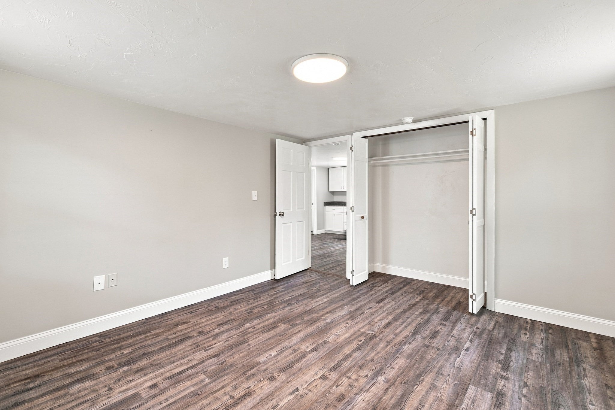 174,5 Lakeview Ave, Taunton, MA, 174,5 Lakeview Ave, Taunton, MA Photo #5