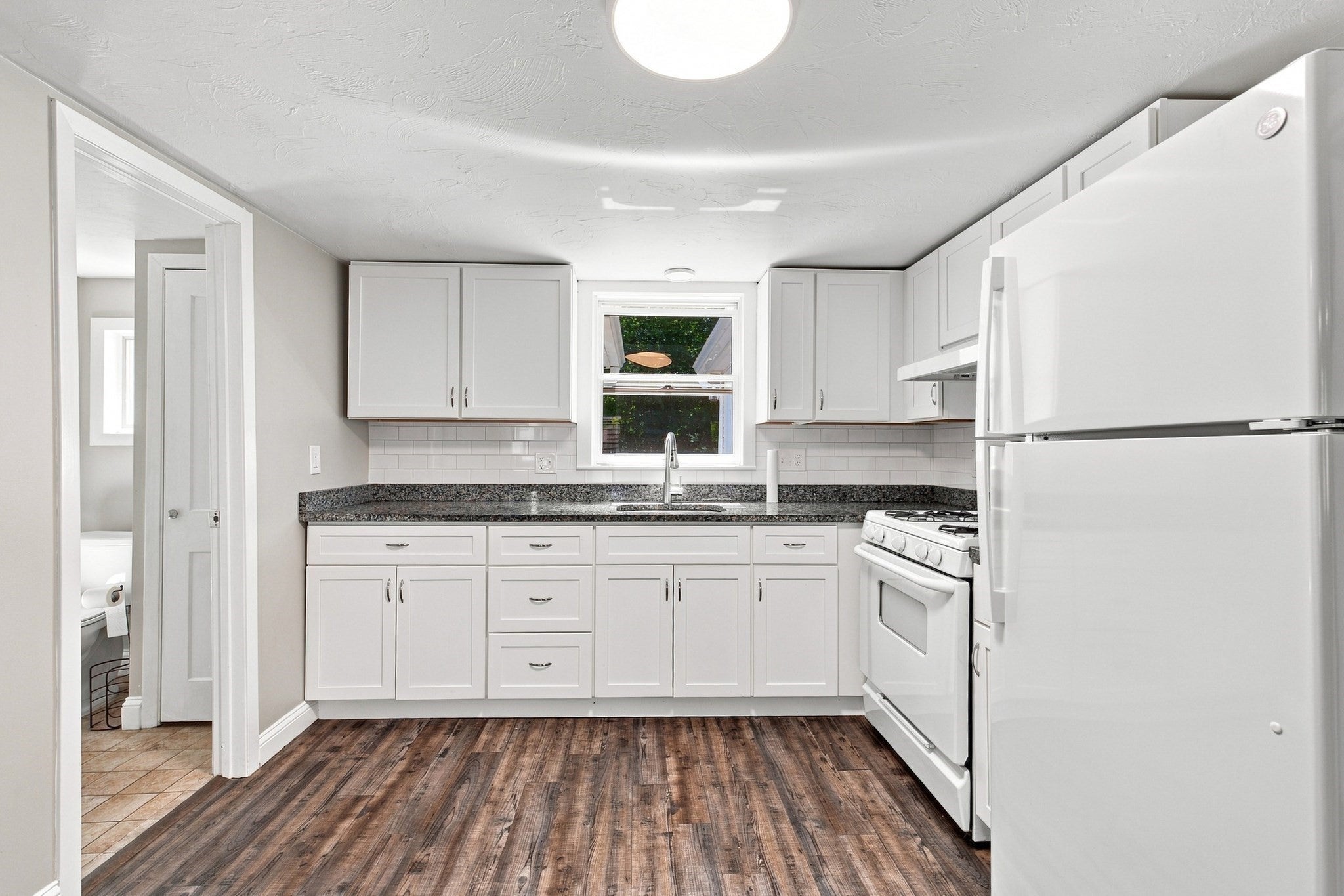 174,5 Lakeview Ave, Taunton, MA, 174,5 Lakeview Ave, Taunton, MA Photo #18