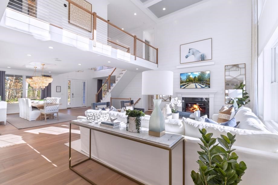 8 Lady Constance Way 22