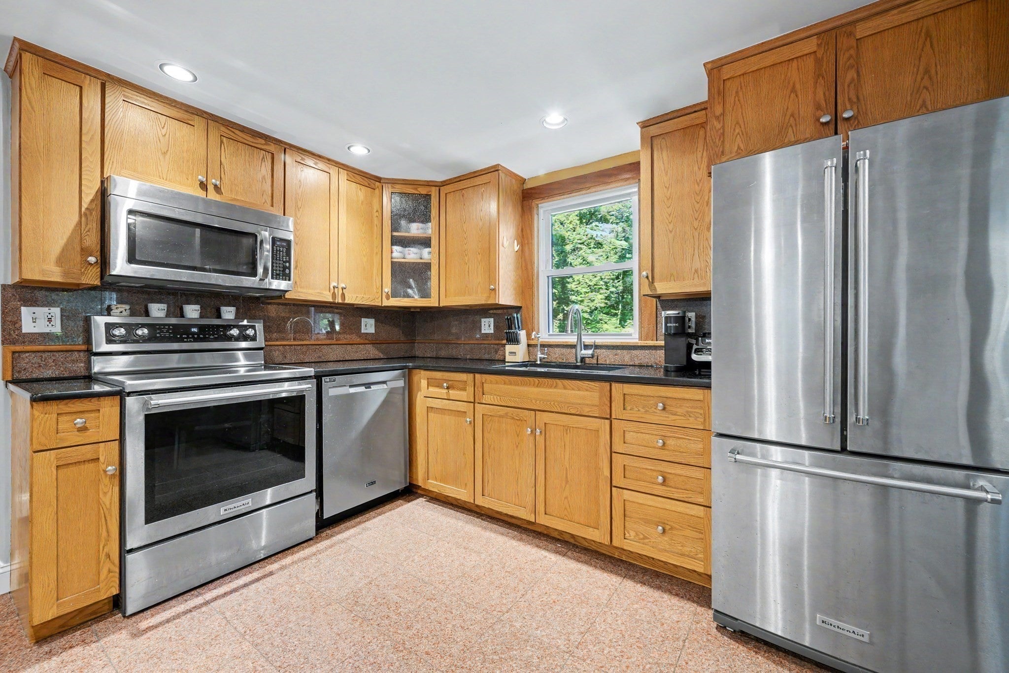 38 Lyndon Ln, Ashland, MA, 38 Lyndon Ln, Ashland, MA Photo #6