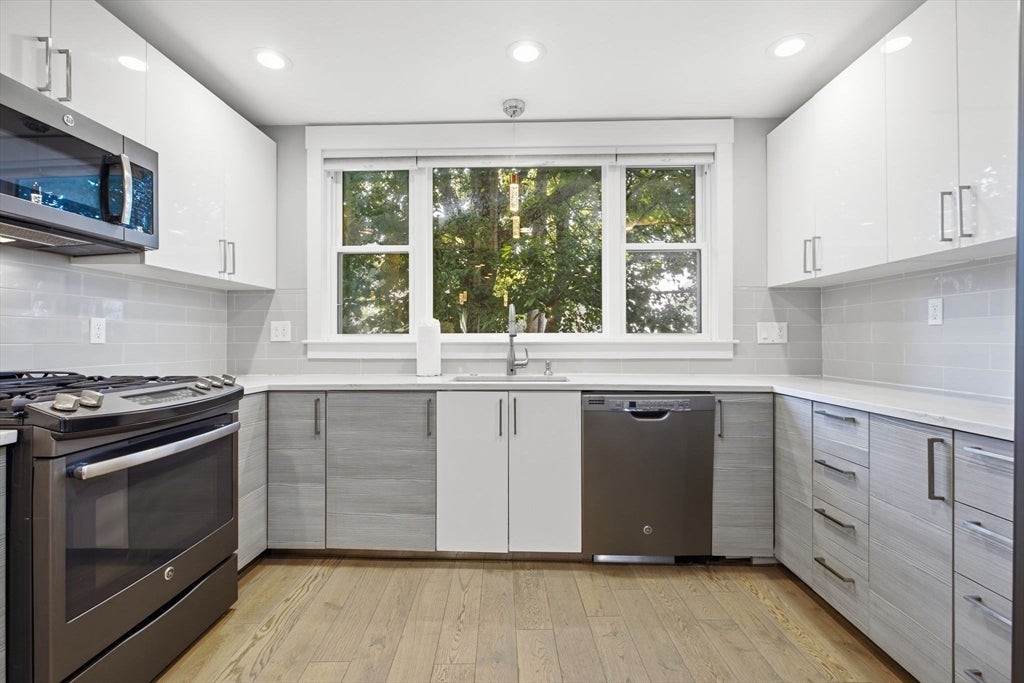 447 Frankfort St #1, Boston, MA, 447 Frankfort St #1, Boston, MA Photo #5