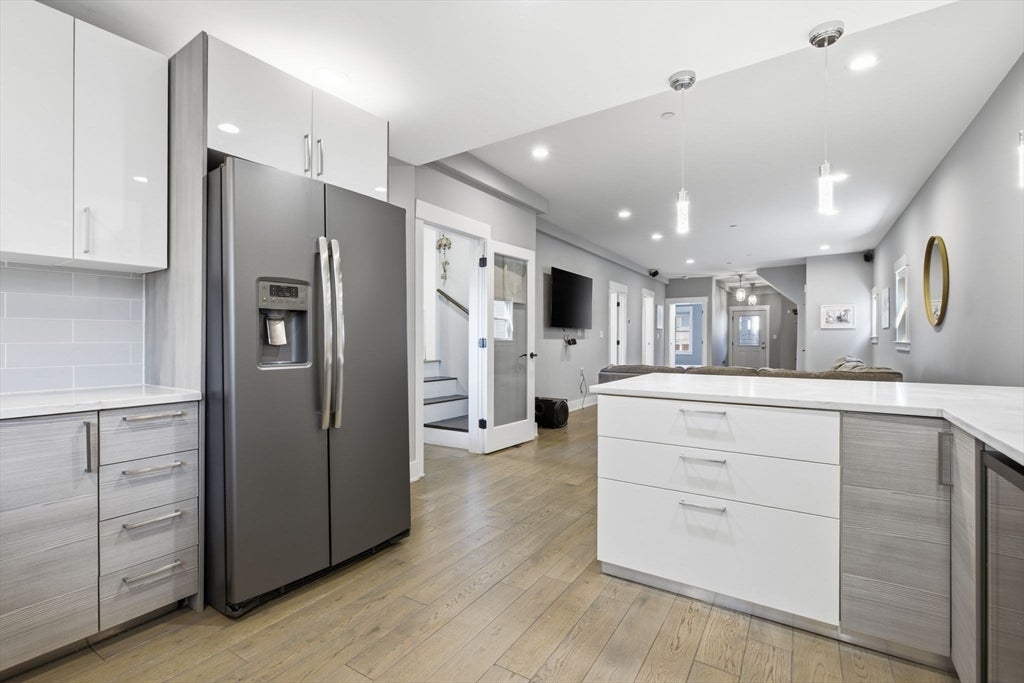 447 Frankfort St #1, Boston, MA, 447 Frankfort St #1, Boston, MA Photo #8