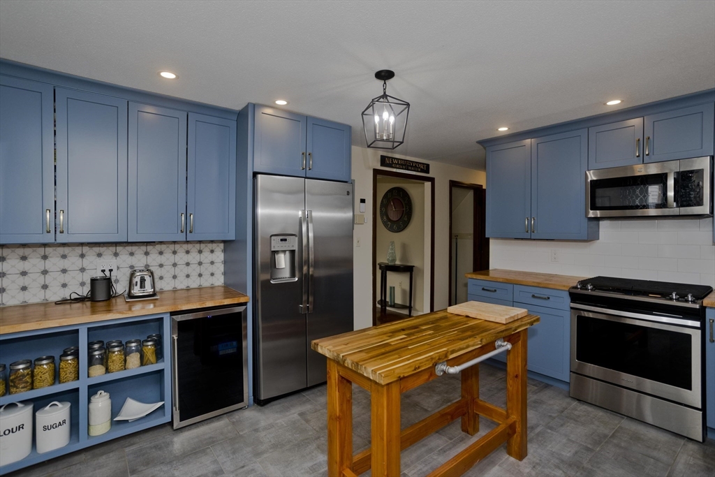 34 Goodhue Ave