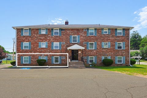 Photo of 15 Frank St #1, Dracut, MA 01826 (MLS # 73544060)