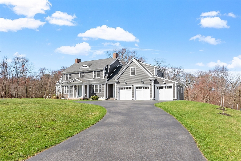 139 Deerfoot Rd