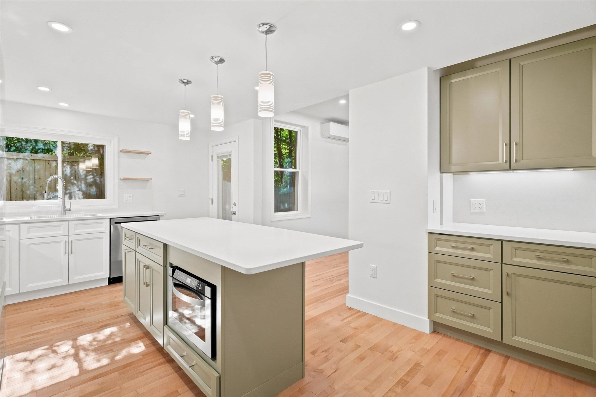 8 Wilmington Road, Burlington, MA, 8 Wilmington Road, Burlington, MA Photo #7