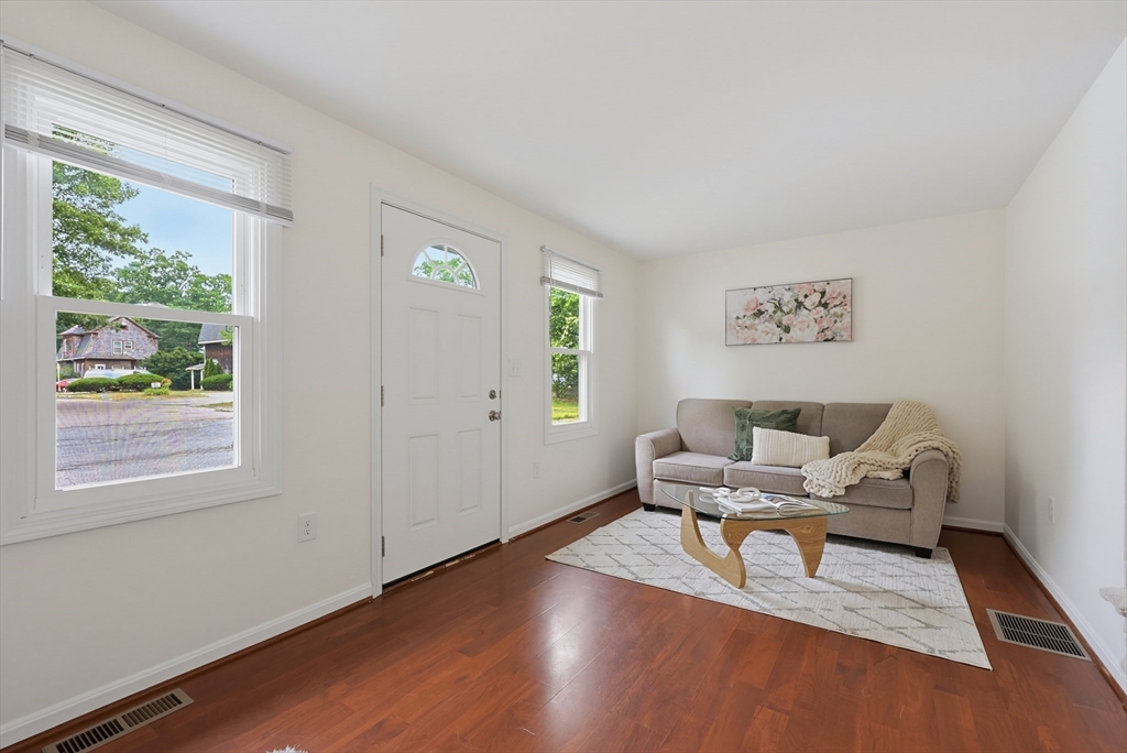 23 Milk St 2