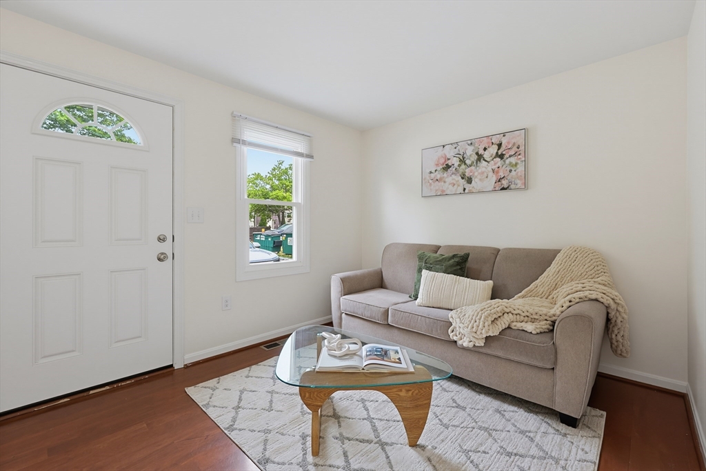 23 Milk St 2