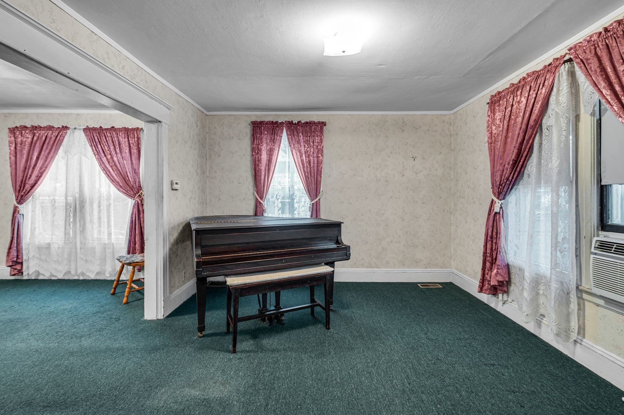26 Denton Cir, Springfield, MA, 26 Denton Cir, Springfield, MA Photo #9