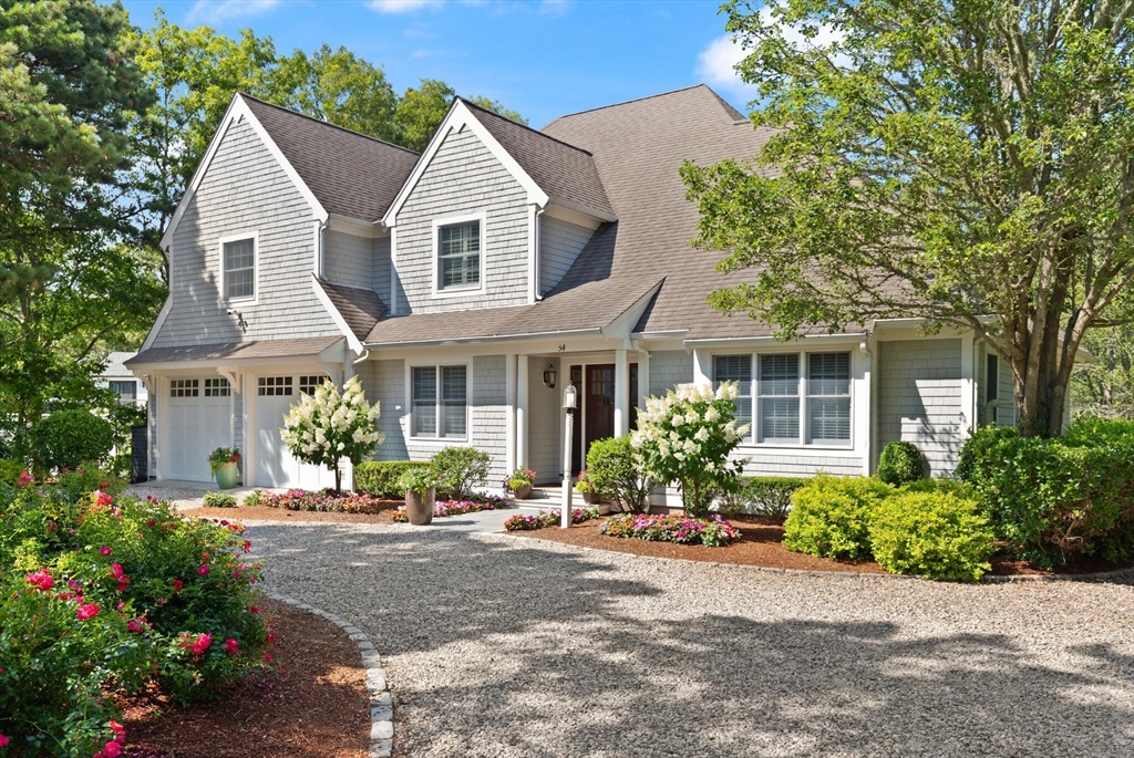 54 Greensward Circle