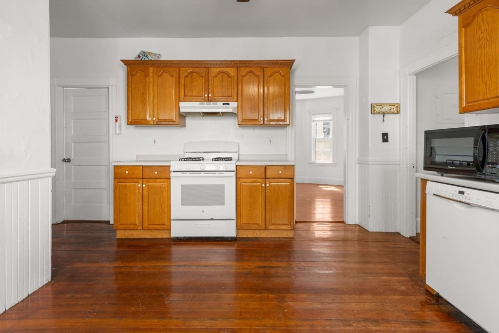 78 Brooks St, Boston, MA Photo #36