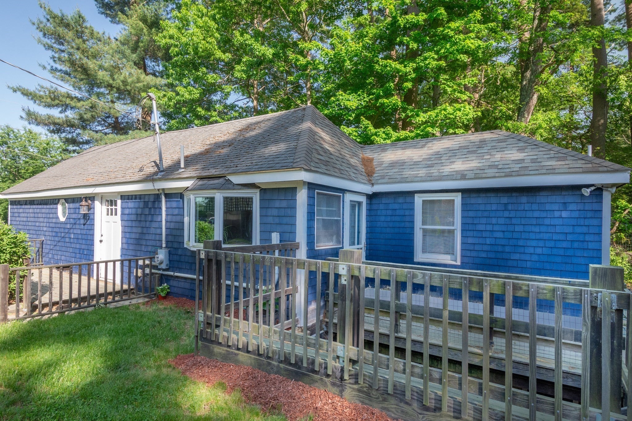 254 Lakeside Road