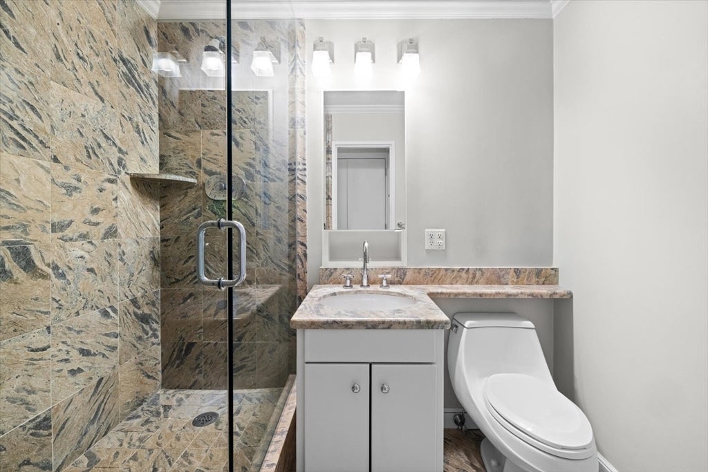 180 Beacon ST #15B, Boston, MA Photo #29