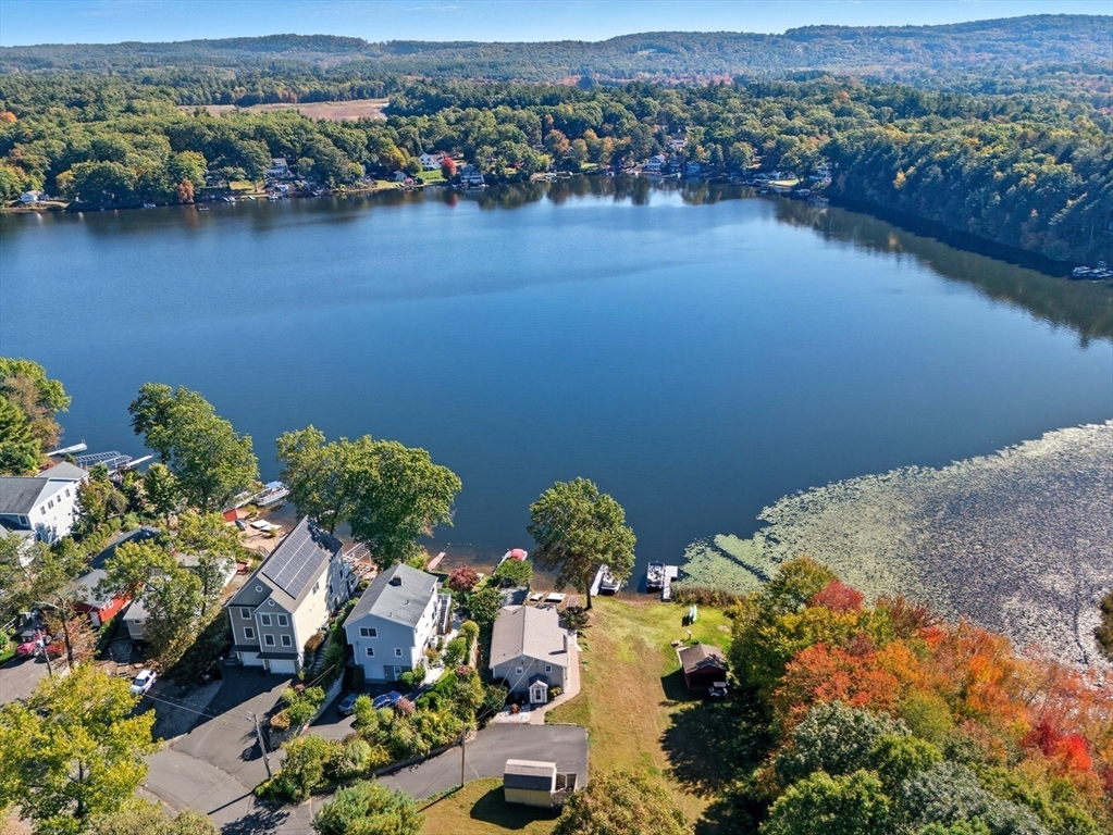 33 Iroquois Drive