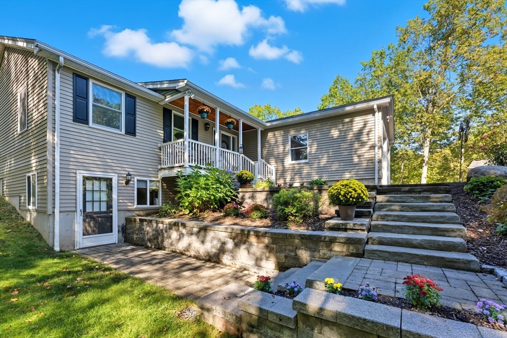 33 Iroquois Drive