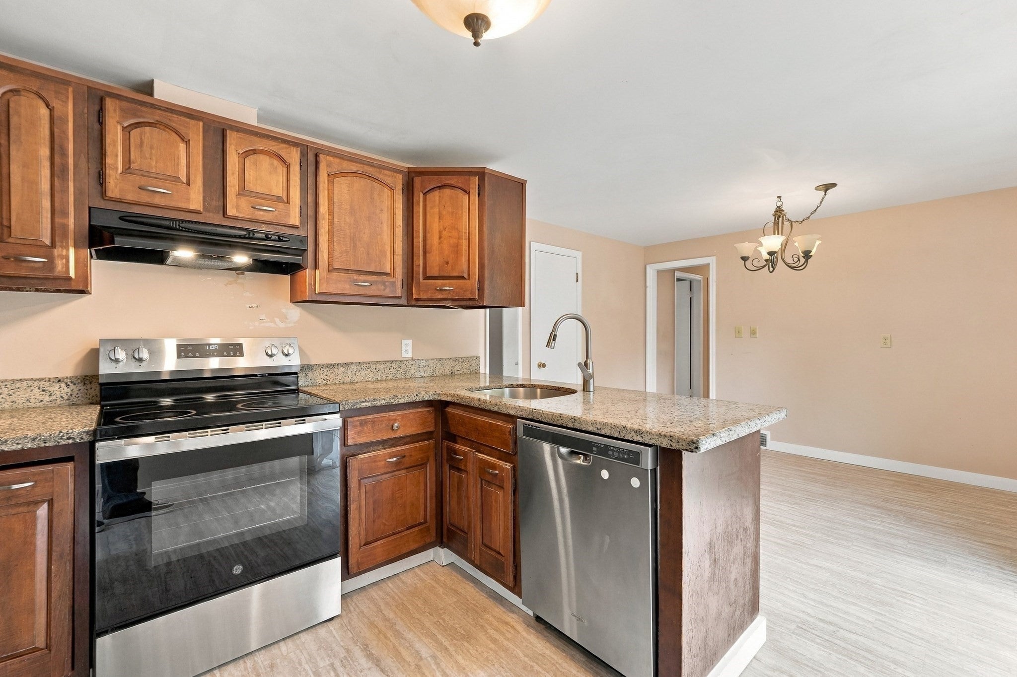9 Spring Terrace, Shrewsbury, MA, 9 Spring Terrace, Shrewsbury, MA Photo #9